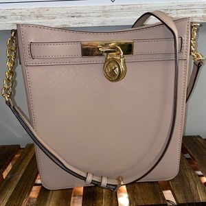 Michael Kors Hamilton Traveler Crossbody
